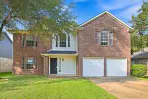 featured image of 1818 Oak Ridge Dr