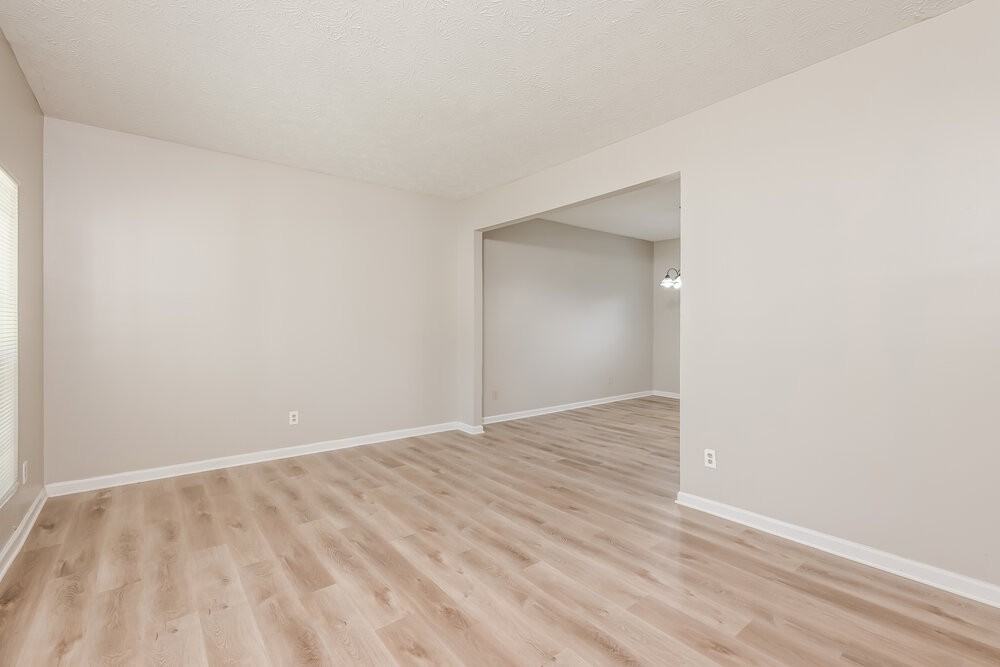 3041 Savannah Bay Ct - Photo 4 of 17