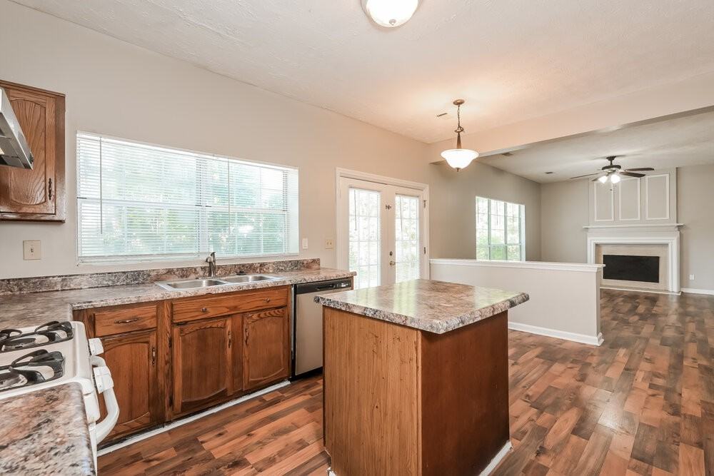 3041 Savannah Bay Ct - Photo 7 of 17