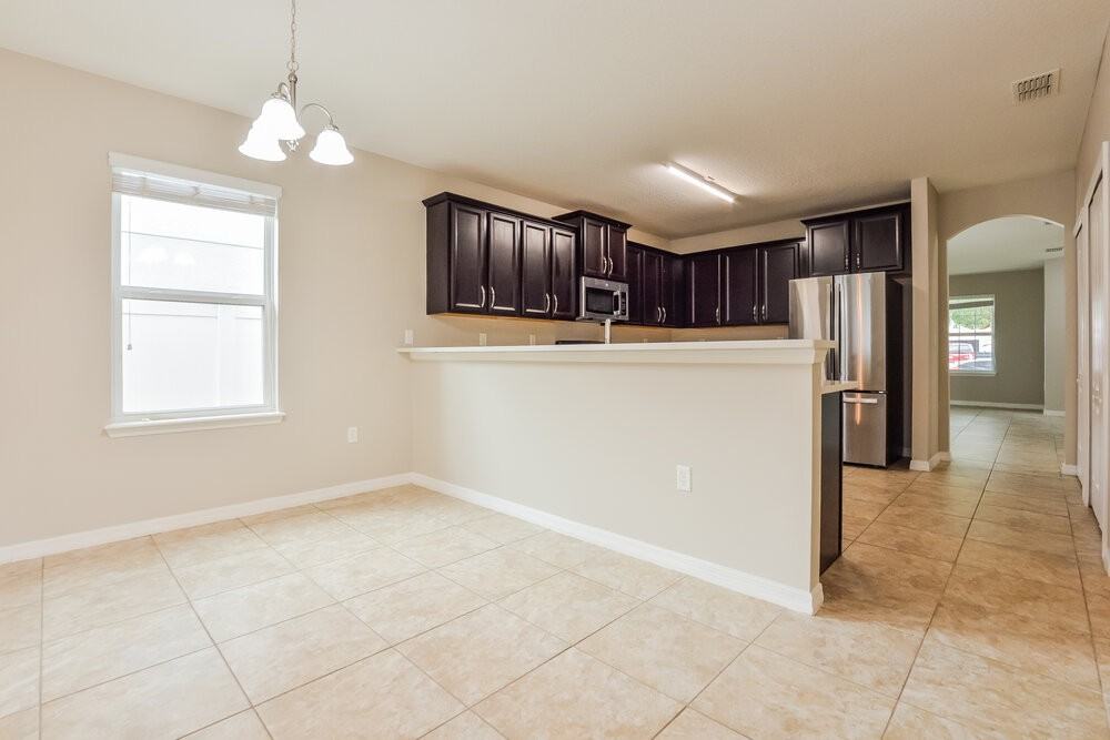 3728 Umbrella Ct - Photo 5 of 16