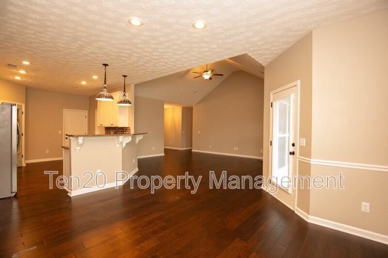 9223 Granite Field Ct - Photo 4 of 17