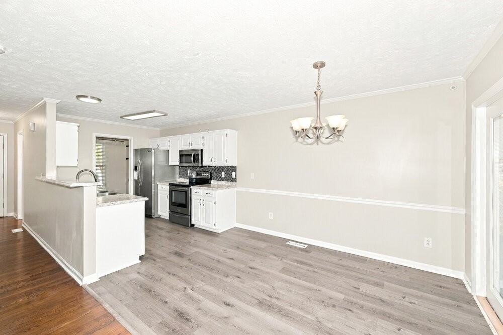 937 Pebble Beach Cir - Photo 7 of 17