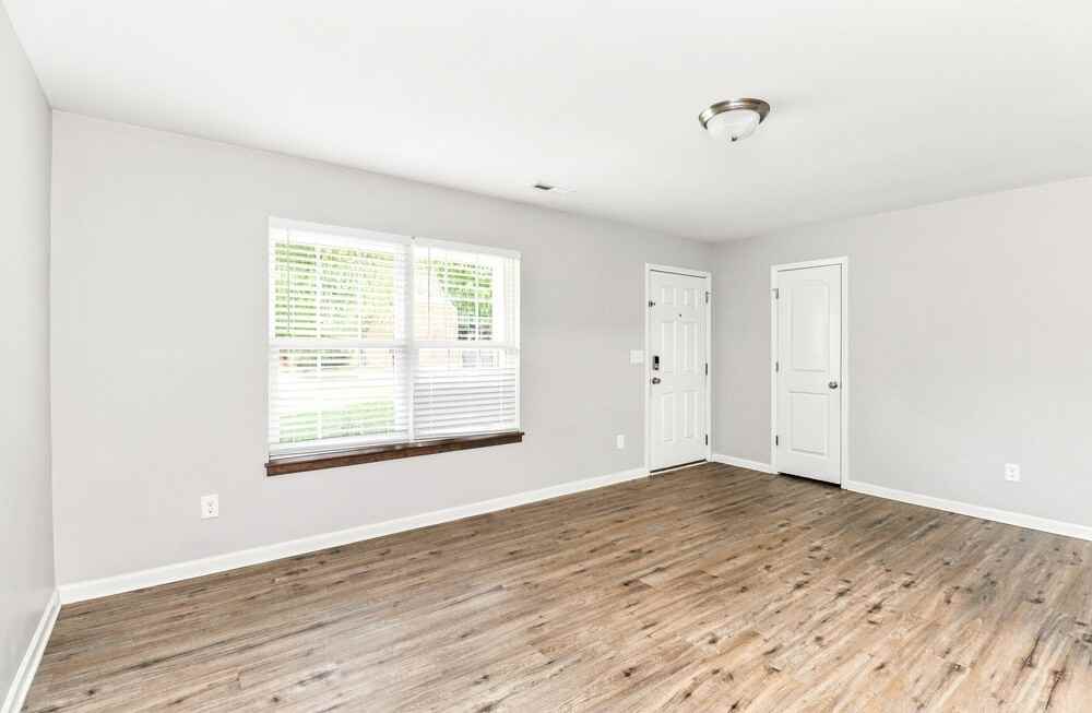 338 Olde North Church Dr - Photo 6 of 17
