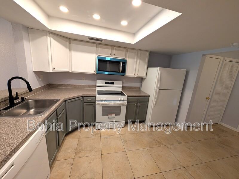 6306 Grand Bahama Cir #A - Photo 7 of 19