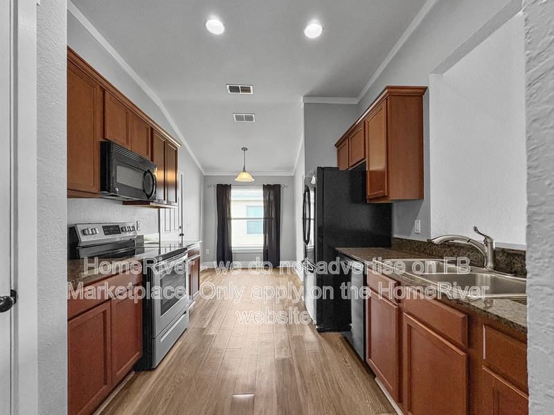 4663 Sw 40th Ln - Photo 2 of 21