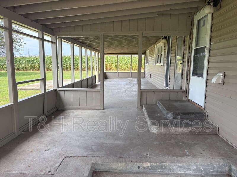 3180 Blue Bluff Rd - Photo 5 of 28