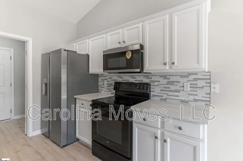 104 Becket Ct - Photo 4 of 30