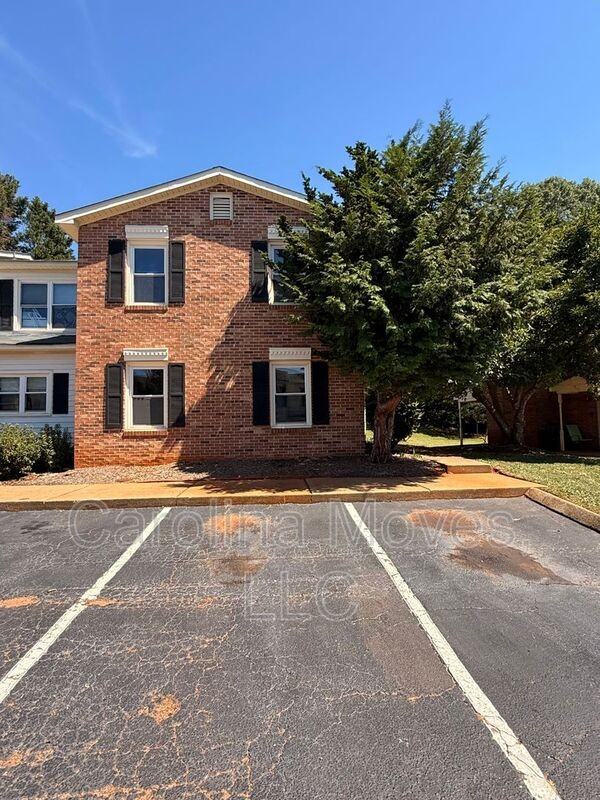215 Duncan Chapel Rd #85 - Photo 2 of 24
