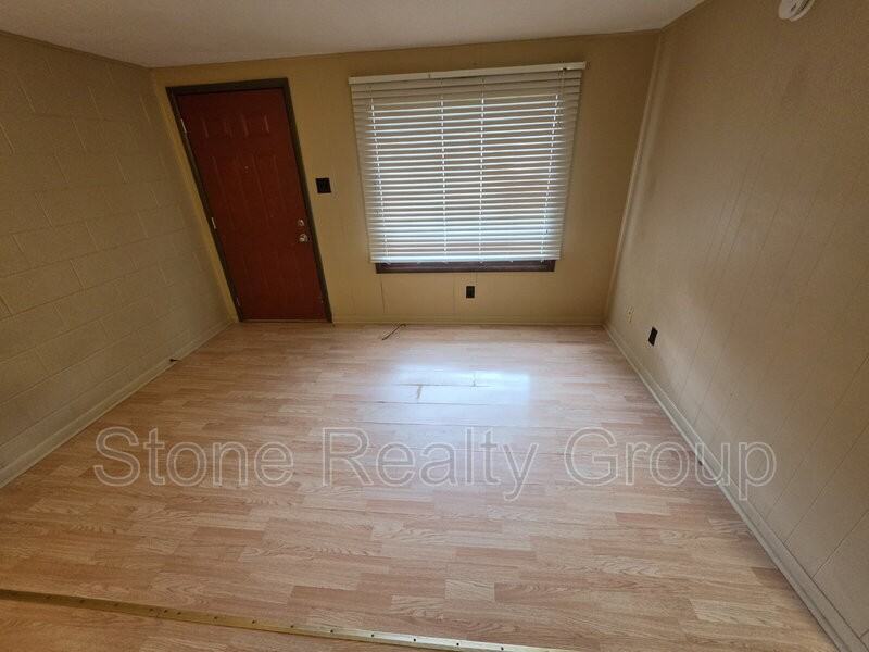 3774 E Park Ave #2 - Photo 3 of 8
