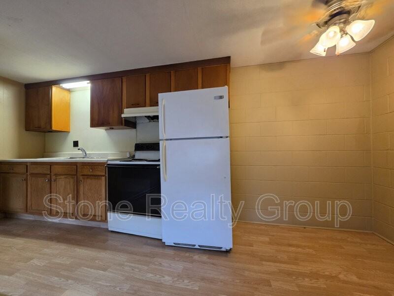 3774 E Park Ave #2 - Photo 6 of 8