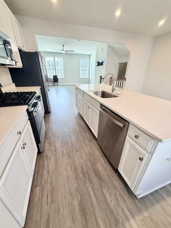 2109 Tobacco Mill St - Photo 7 of 17