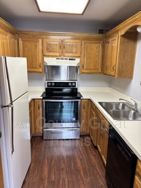 4980 W 60th Ter - Photo 4 of 9