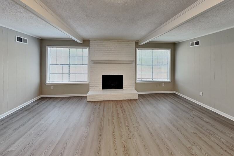 7341 Isherwood Rd - Photo 3 of 18