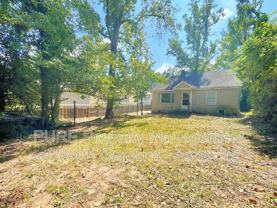 127 Aurora Dr - Photo 1 of 1