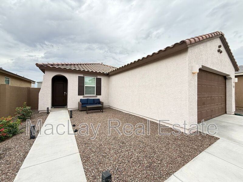 38114 N Front Runner Ln - Photo 2 of 25