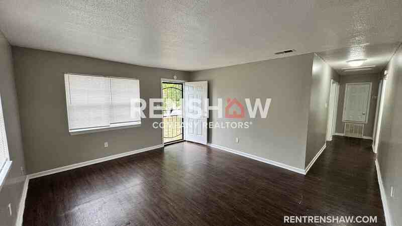 349 Navy Dr - Photo 3 of 13