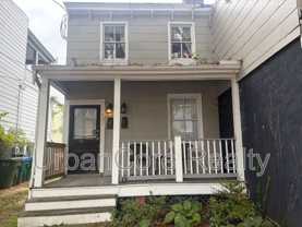 627 N 27th St #A - Photo 1 of 1