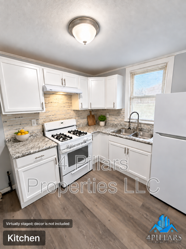 4030 Alexander Ave #1 - Photo 6 of 18