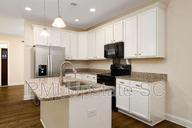 567 Chantry Ln - Photo 7 of 27