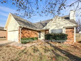 2113 Ne 9th St - Photo 1 of 1