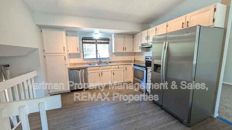 6371 Galway Dr - Photo 7 of 35