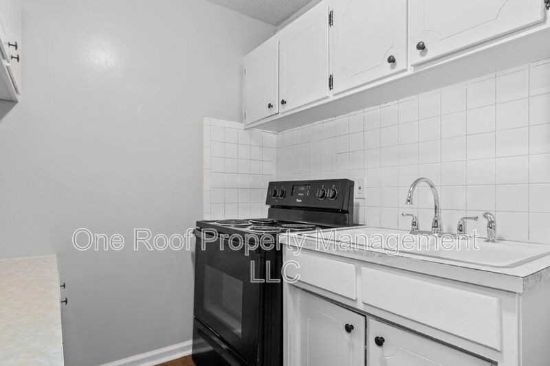644 N 31st St Apt 1st - Photo 5 of 12