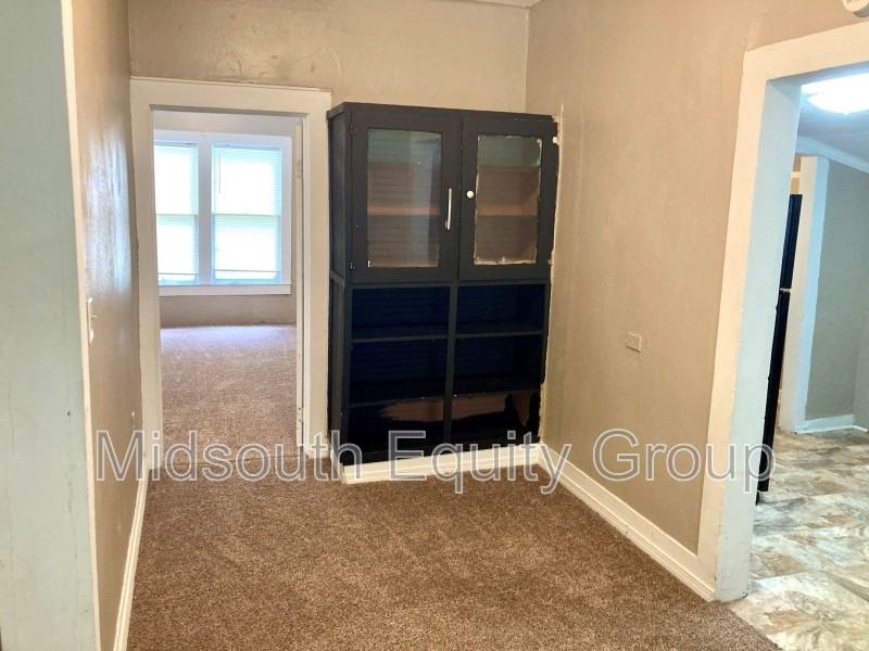 3022 Anderson St - Photo 5 of 22