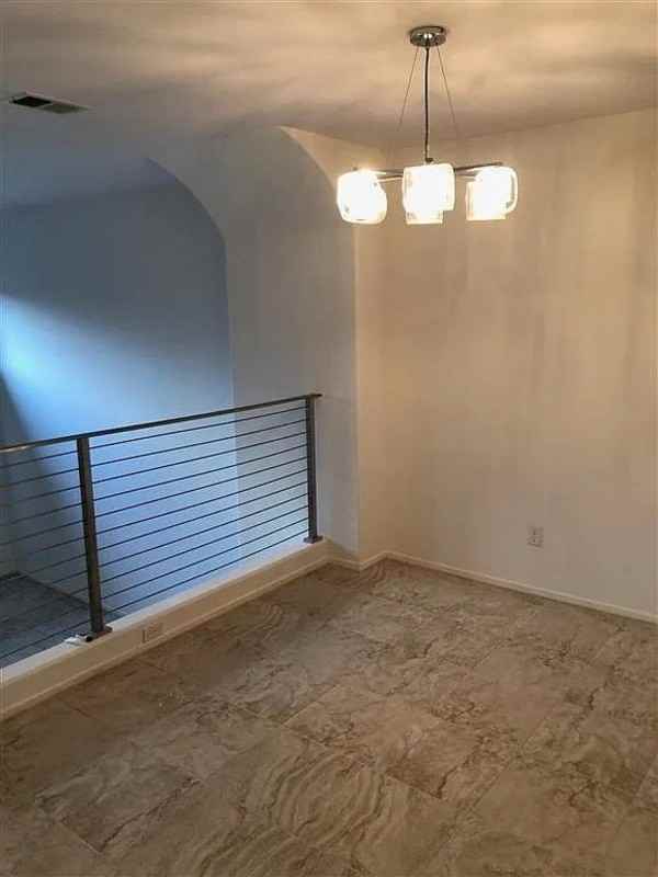 12531 El Camino Real - Photo 2 of 8