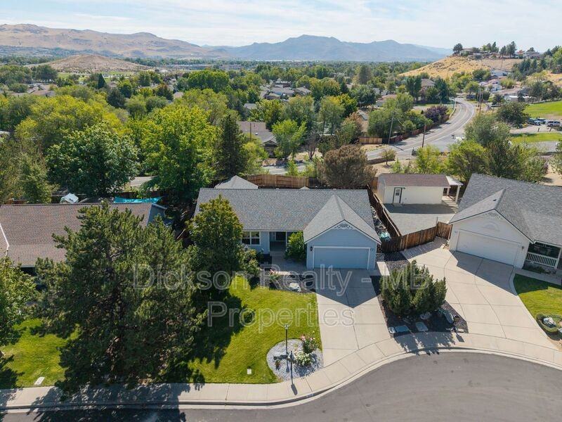 970 Teresa Pl - Photo 4 of 41