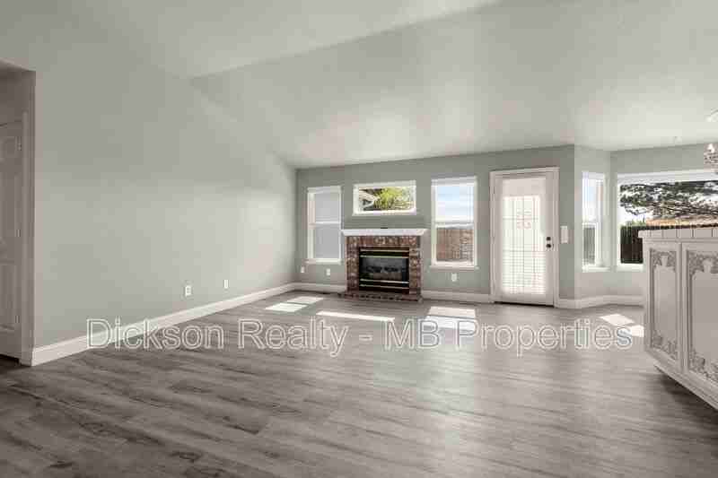 970 Teresa Pl - Photo 5 of 41