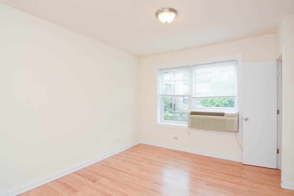 1850 N Humboldt Blvd #213 - Photo 5 of 16