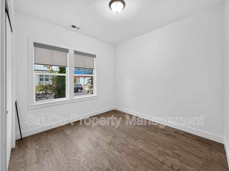 16005 Nw Gooderham St - Photo 2 of 35