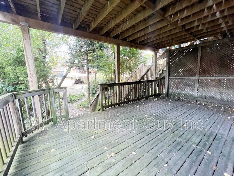 33 Barnesdale Ave S - Photo 3 of 20