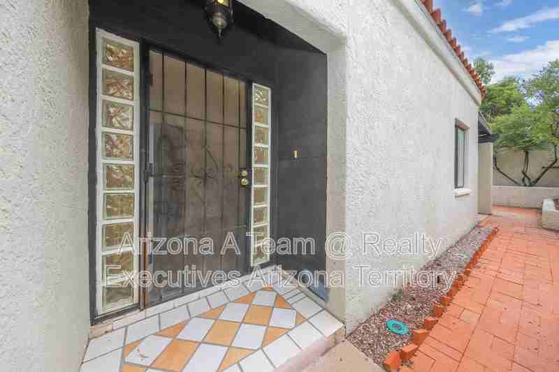 2260 N Camino De Esperanto - Photo 2 of 26