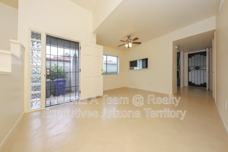 2260 N Camino De Esperanto - Photo 3 of 26