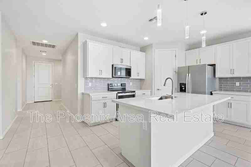 35786 W Santa Monica Ave - Photo 3 of 43