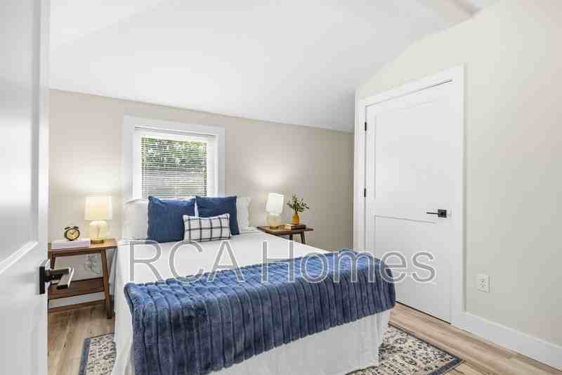 1436 S New Jersey St #C - Photo 6 of 11