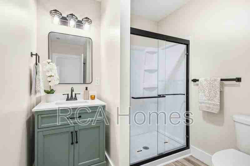 1436 S New Jersey St #C - Photo 7 of 11