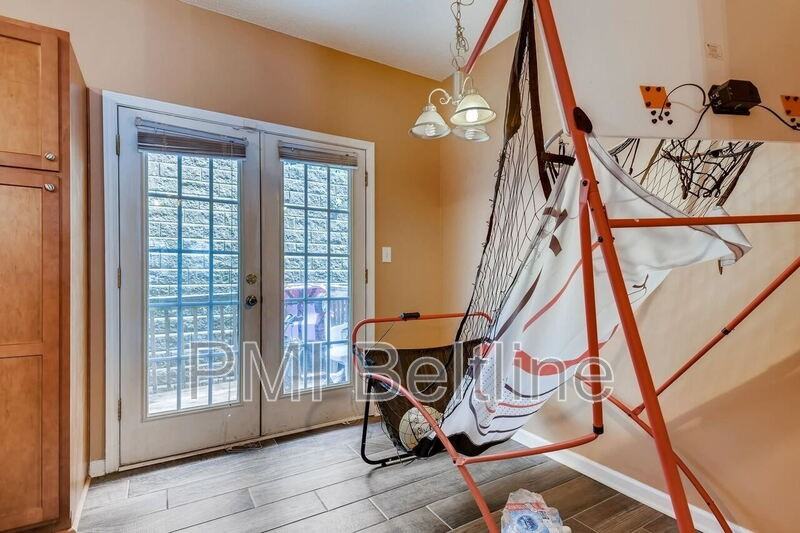 3612 Ginnis Cir Sw #4 - Photo 5 of 11