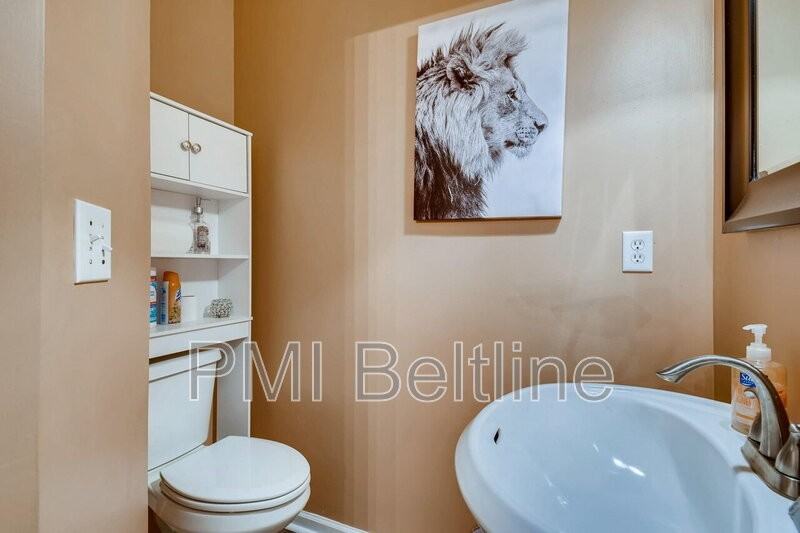 3612 Ginnis Cir Sw #4 - Photo 6 of 11