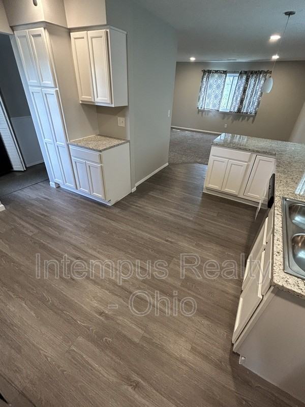 33853 Patton Dr - Photo 6 of 31