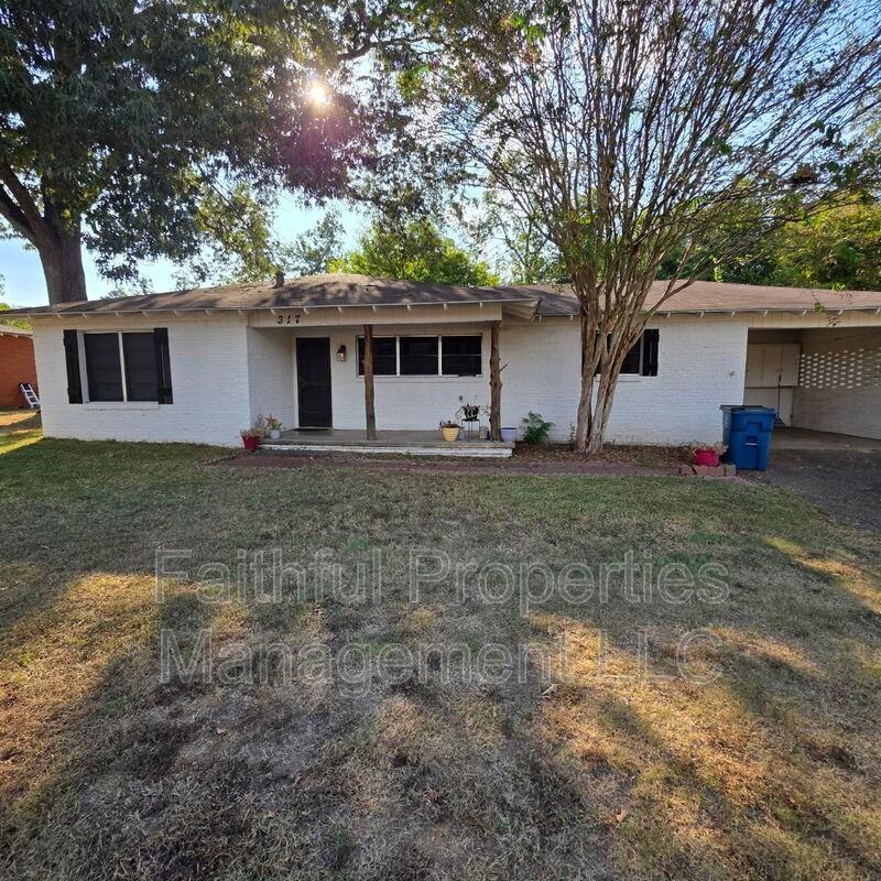 317 Bascom Rd - Photo 2 of 7