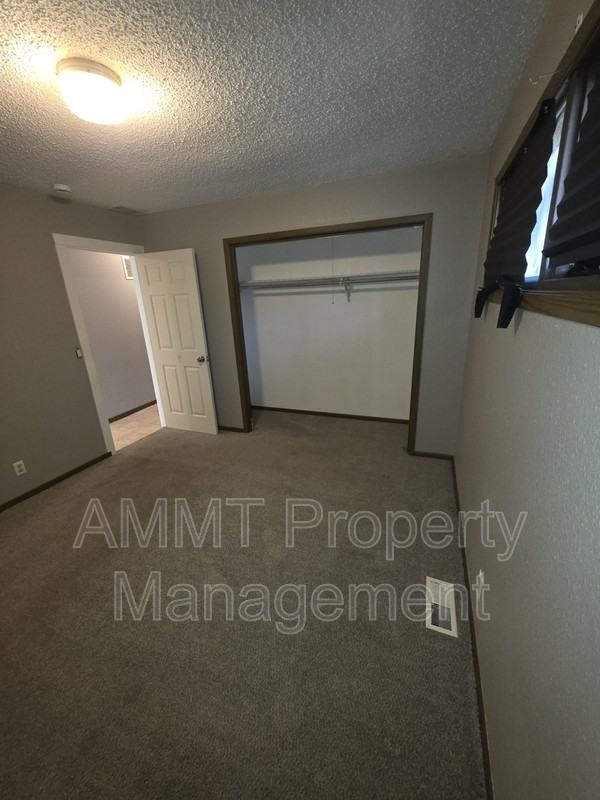 2515 N 3rd St - Photo 4 of 9
