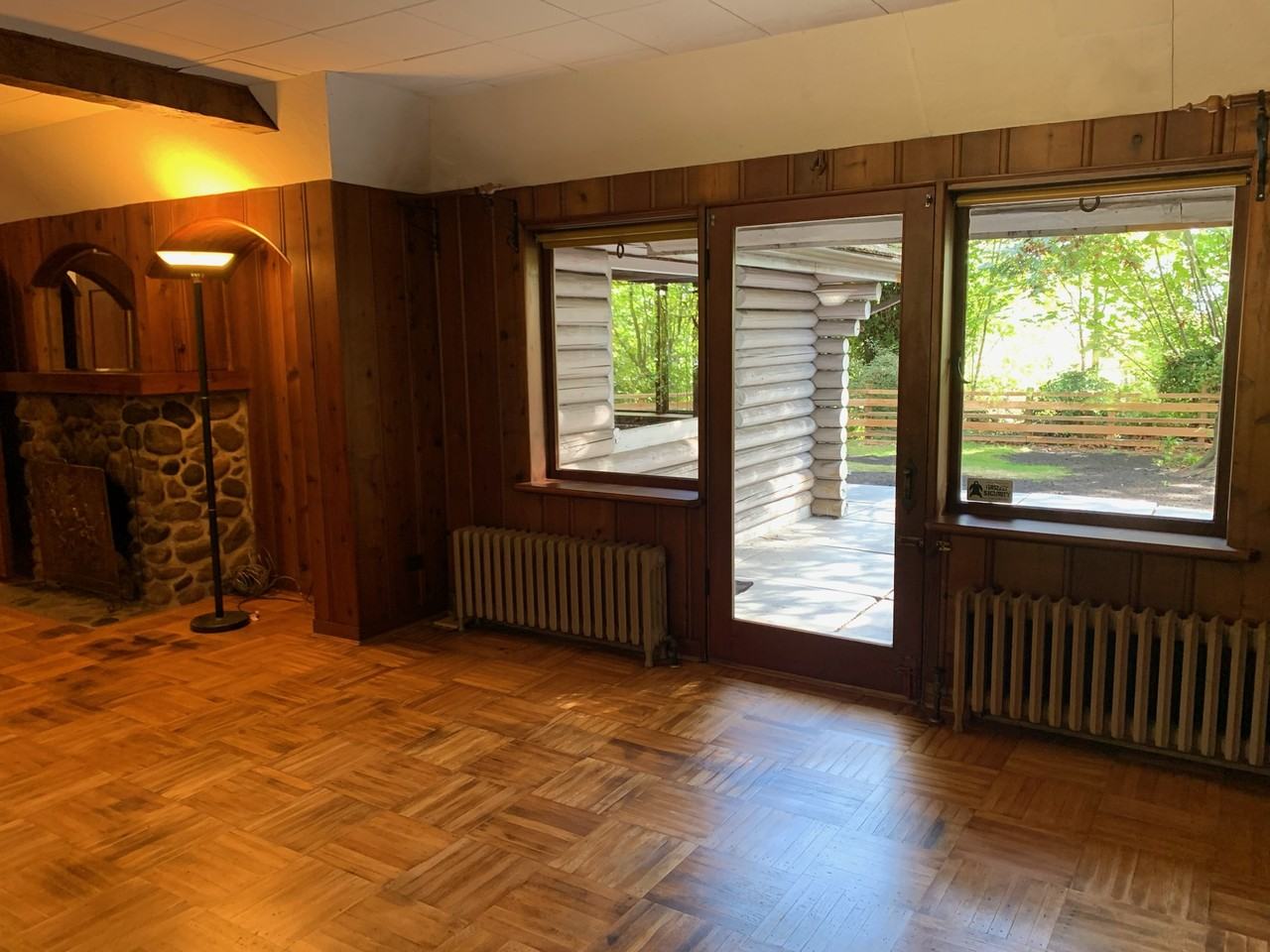 522 Duchess Avenue - Photo 2 of 19
