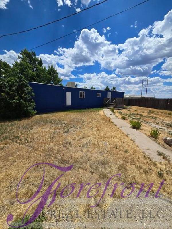2747 Blair Ln