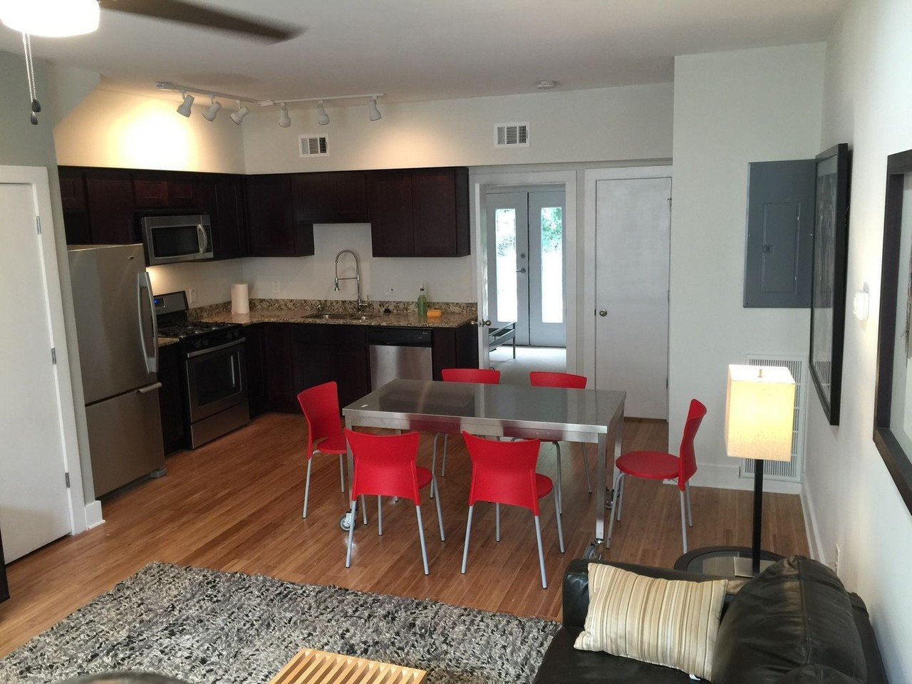 730 Frederica Street - Photo 4 of 20