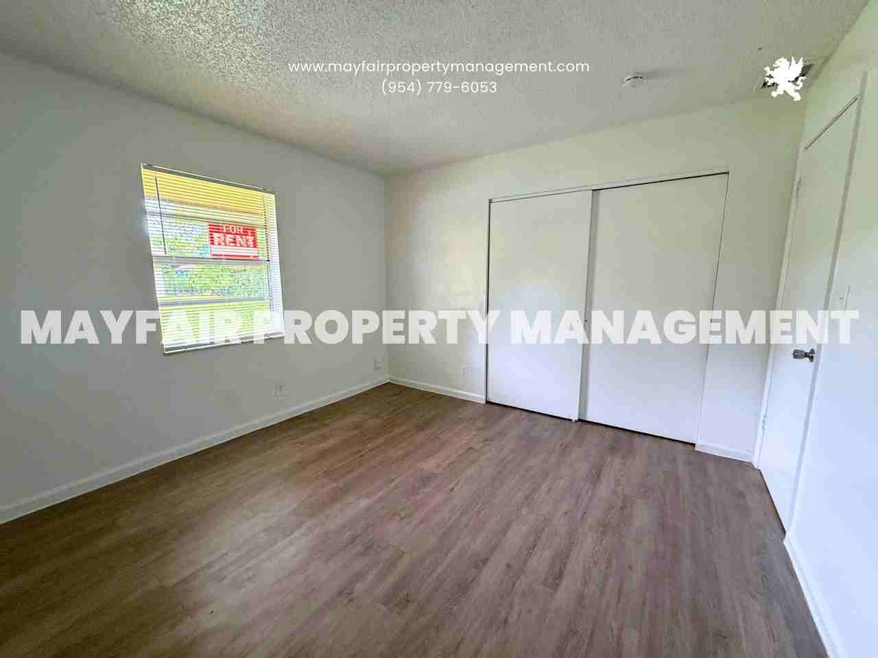 692 Neil Road - Photo 6 of 16
