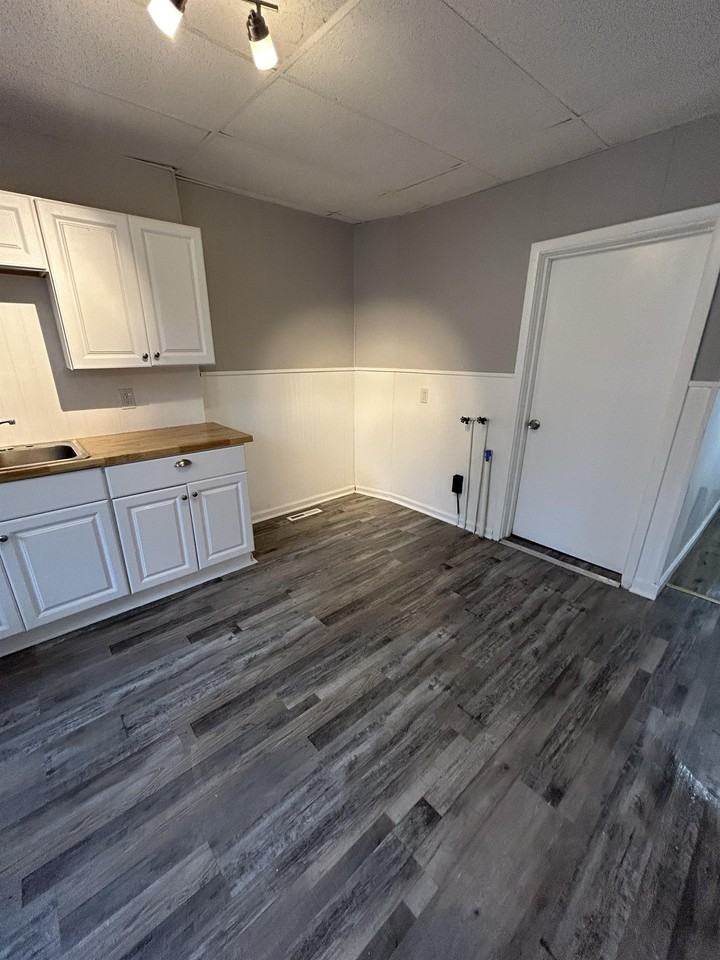 12-16 Mangam Street - Photo 2 of 19
