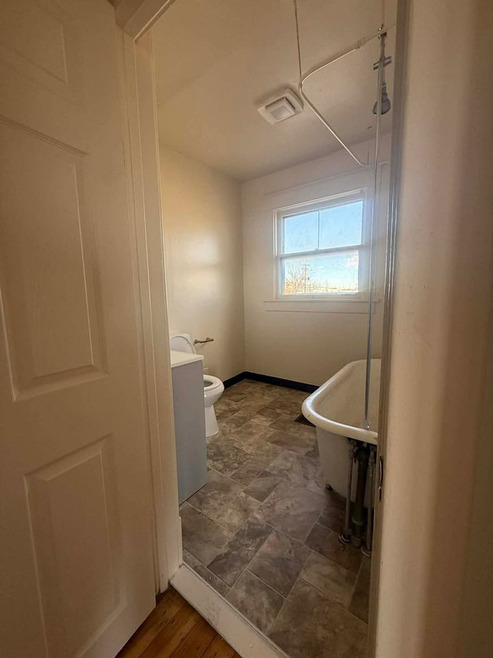 621 13th Street - Photo 6 of 10