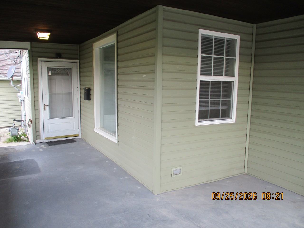 611 Liberty Drive - Photo 3 of 20